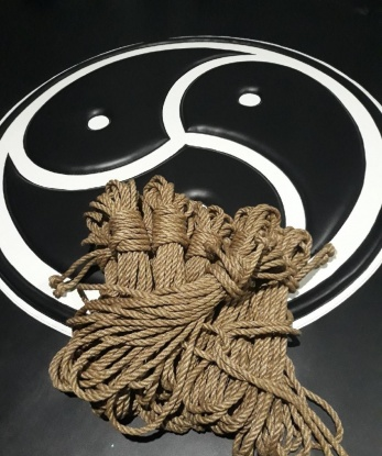 👄💦
Я знаю все секреты удовольствия и с радостью поделюсь ими с тобой. 💫
Моя фотография - это только небольшая часть моей привлекательности. Моя нежная кожа и изящные формы превышают все ожидания. 🌺
Я знаю, как принести радость и расслабление, независимо от того, какими предпочтениями ты обладаешь. 💑
Москва - место, где мои навыки и опыт сияют особенно ярко. 🌟
Так что не упускай возможность окунуться в мир наслаждения со мной. ✨
Оставь все свои заботы и доверься моим чудесным рукам. Мой основной приоритет - твое удовольствие! 🔥
Мои отзывы говорят сами за себя - мои клиенты всегда остаются довольными и хотят вернуться ко мне снова и снова. 💯🔝
Так что, дорогой, не теряй время, позвони мне прямо сейчас и создайме весенний сексуальный фейерверк в Москве! 🌸🎇 6969, 46 лет